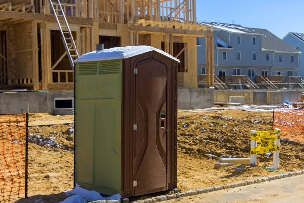 Best Portable restroom trailer rental  in Parklawn, CA