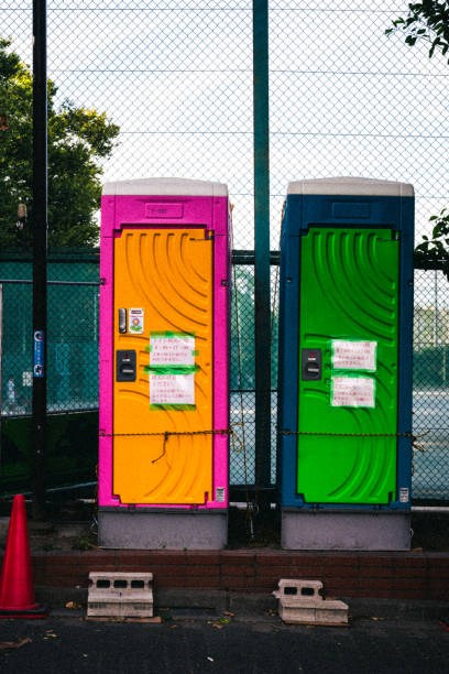 Portable Toilet Options We Offer in Parklawn, CA